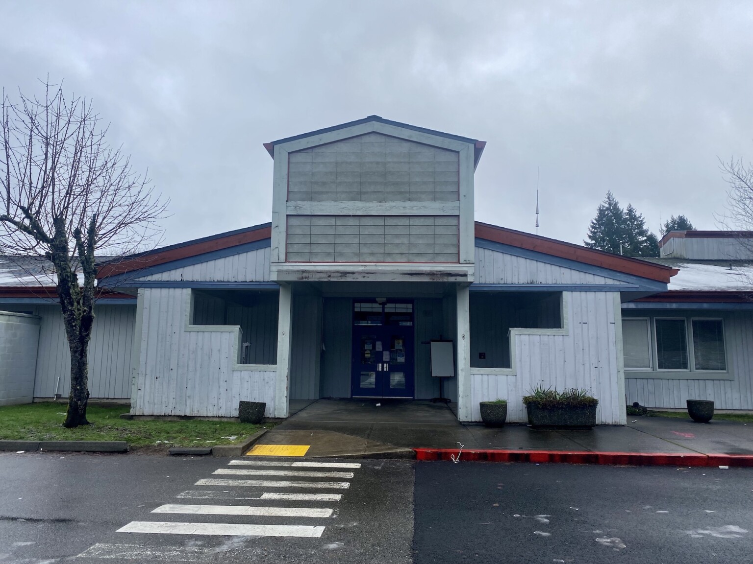Old Artondale school comes down one giant bite at a time Gig Harbor