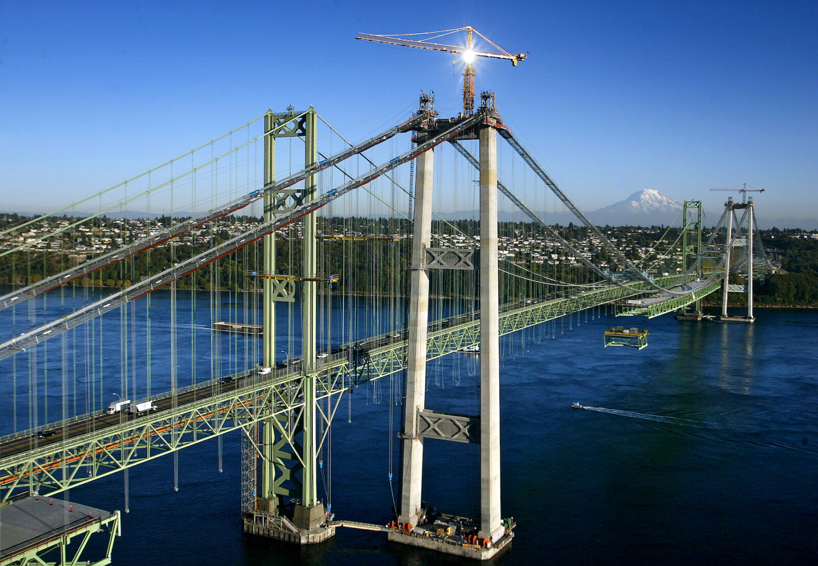 Mlk 2024 Tacoma Bridge - Berti Chandal