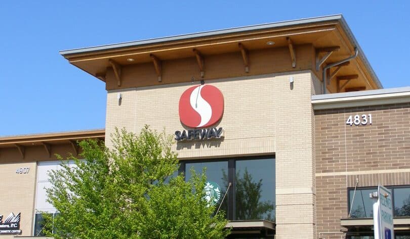 Gig Harbor’s Safeway store is currently at the rear of the Point Fosdick Square shopping center on Point Fosdick Drive