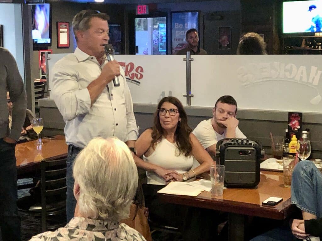 Zach Rosenbloom addresses the crowd Tuesday at Hackers restaurant.